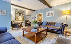 Castell Madoc Cottages